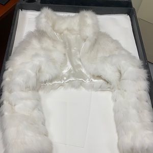 Elegant White Faux Fur Bolero / Shrug / Stoll